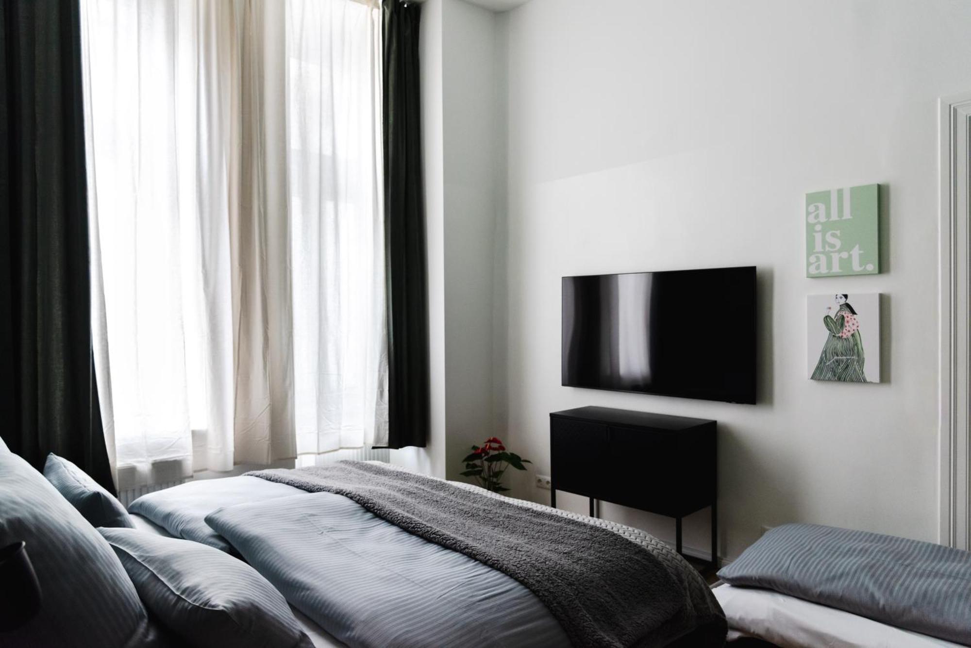 Exklusive Luxus-Unterkunft In Berlin Mitte: 2 Apartments, 130M², Designer-Moebel, Co2 Neutrale Reinigung المظهر الخارجي الصورة